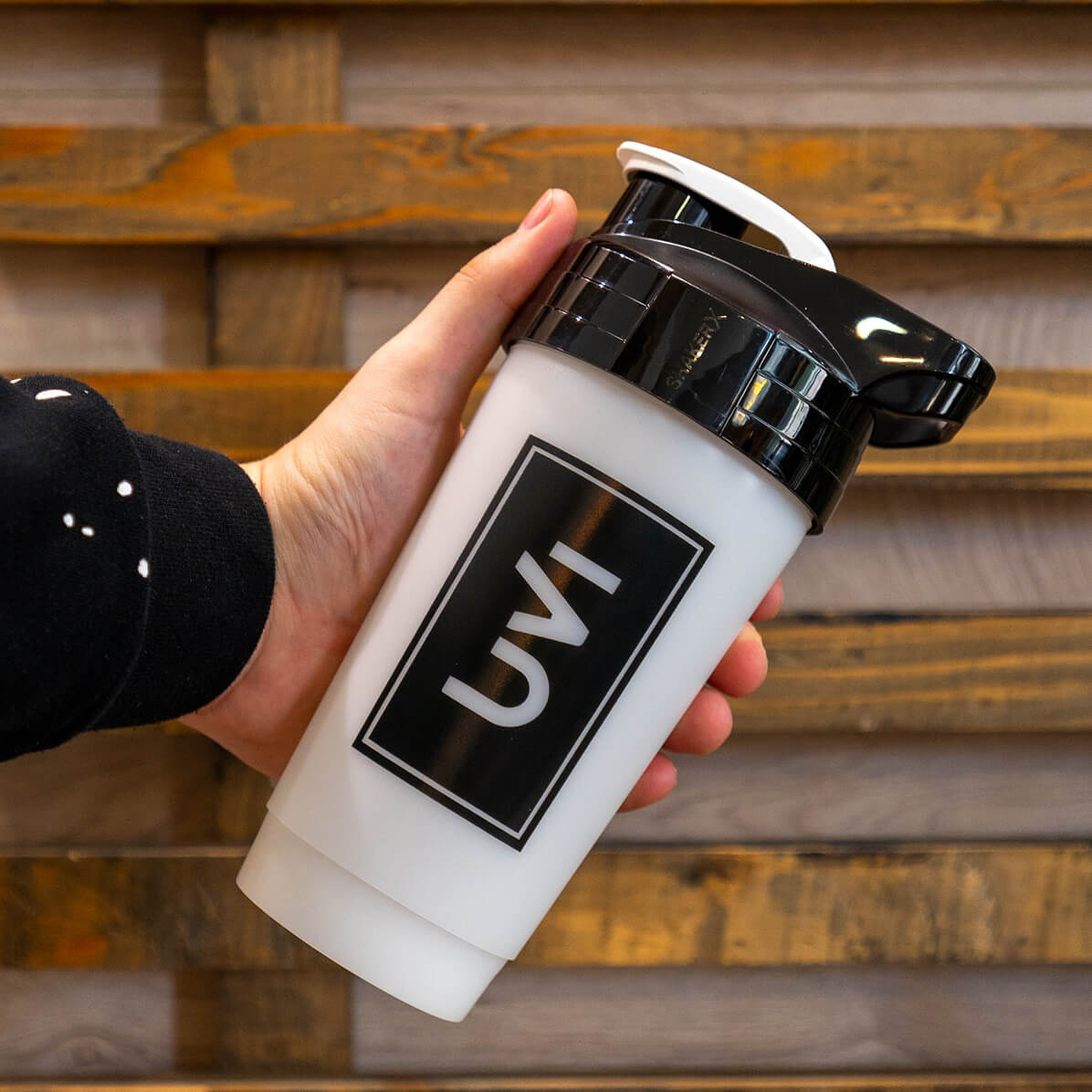 UVI White Shaker